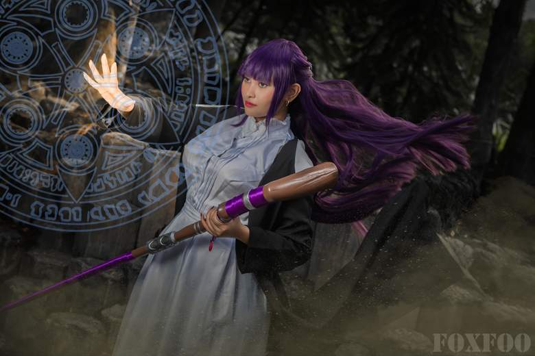 Arty Huang - Fern | Cosplay - CosplayCodex