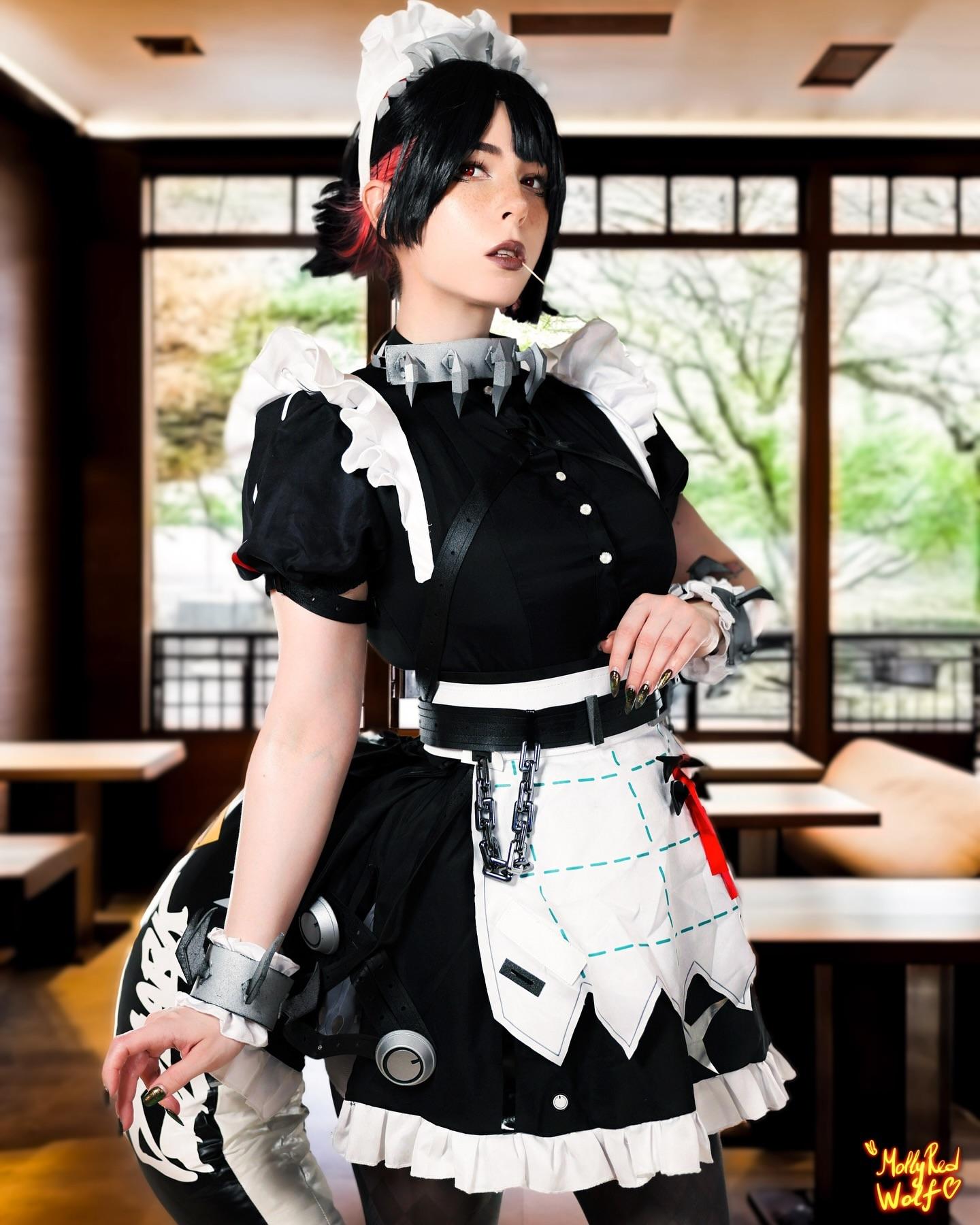 MollyRedWolf's cosplays and tattoos - CosplayCodex